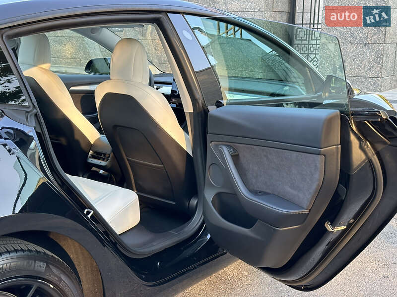 Седан Tesla Model 3 2021 в Харькове фото 32 Седан Tesla Model 3 2021 в Харькове