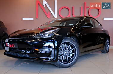 Седан Tesla Model 3 2021 в Одесі