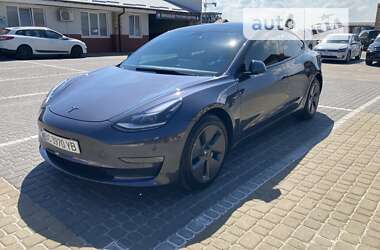 Седан Tesla Model 3 2021 в Львові