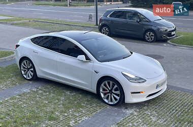 Седан Tesla Model 3 2019 в Львові фото 33 Седан Tesla Model 3 2019 в Львові