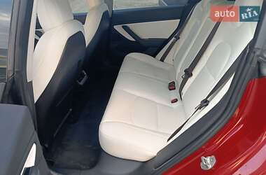 Седан Tesla Model 3 2018 в 