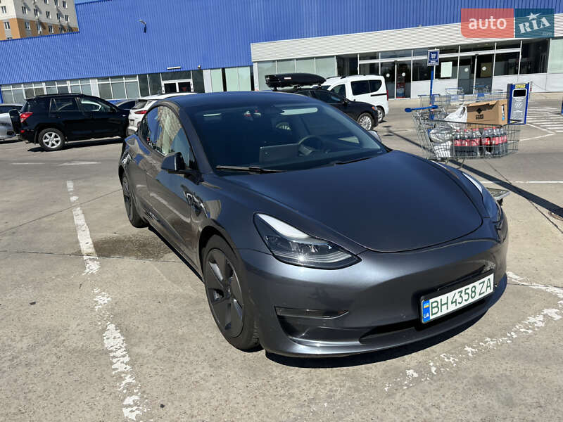 Седан Tesla Model 3 2021 в Одесі