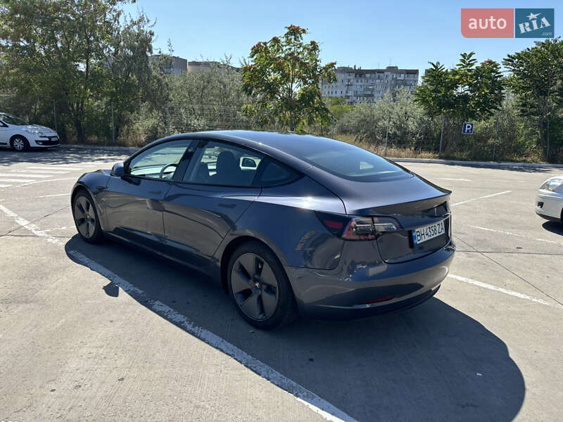 Седан Tesla Model 3 2021 в Одесі