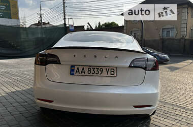 Седан Tesla Model 3 2021 в Києві