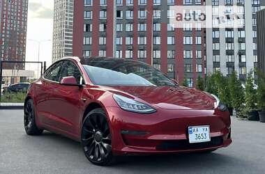 Седан Tesla Model 3 2018 в Киеве