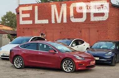 Седан Tesla Model 3 2018 в Киеве