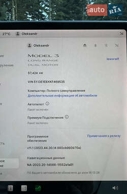 Седан Tesla Model 3 2019 в 