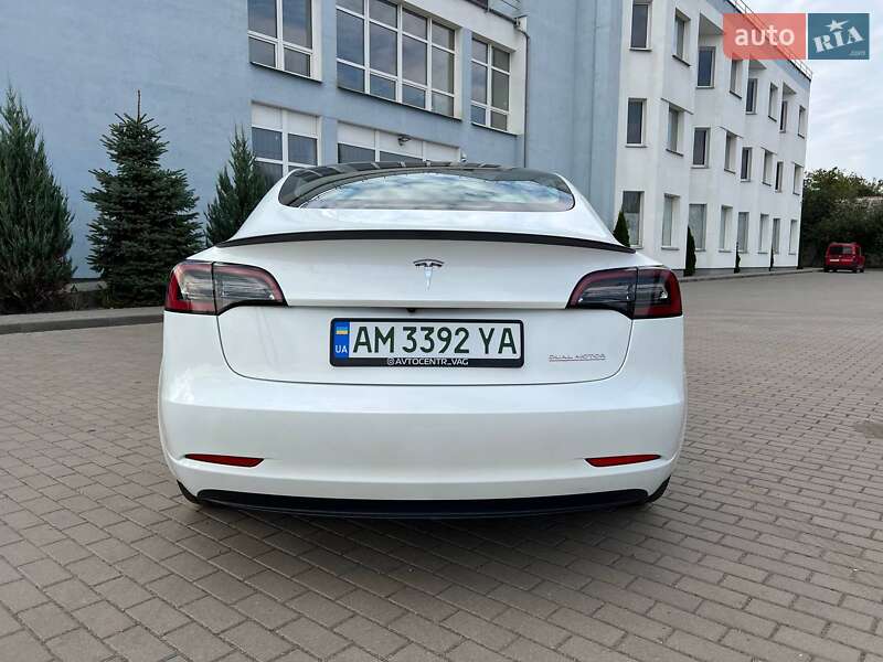Седан Tesla Model 3 2023 в Житомирі фото 9 Седан Tesla Model 3 2023 в Житомирі