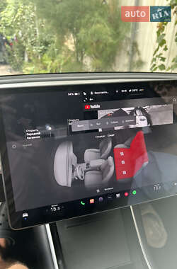 Седан Tesla Model 3 2018 в 