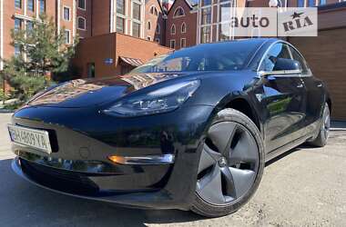 Седан Tesla Model 3 2019 в Одесі