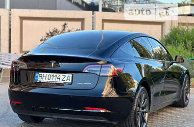 Седан Tesla Model 3 2020 в Одессе