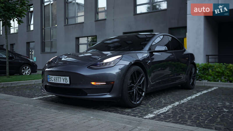 Седан Tesla Model 3 2019 в Львові фото 9 Седан Tesla Model 3 2019 в Львові