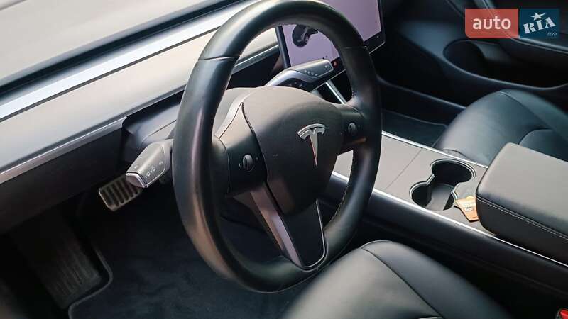 Седан Tesla Model 3 2018 в Харькове