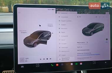 Седан Tesla Model 3 2018 в 