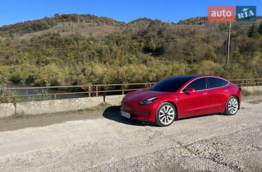 Седан Tesla Model 3 2018 в 