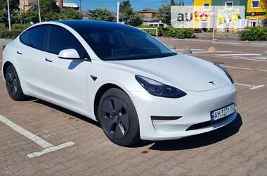 Седан Tesla Model 3 2023 в Житомирі