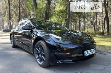 Седан Tesla Model 3 2023 в Киеве