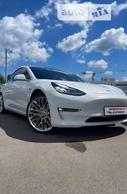 Седан Tesla Model 3 2020 в Киеве