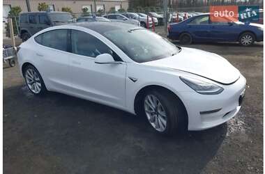 Седан Tesla Model 3 2019 в 