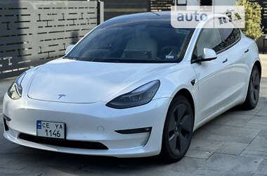 Седан Tesla Model 3 2021 в Черепковцах