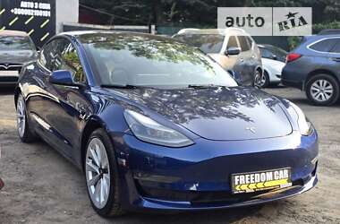 Седан Tesla Model 3 2022 в Львове