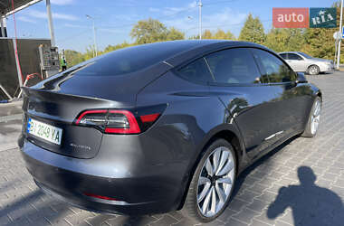 Седан Tesla Model 3 2021 в Полтаві