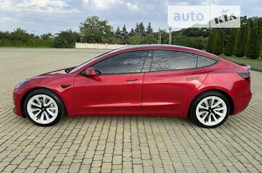 Седан Tesla Model 3 2021 в Одессе