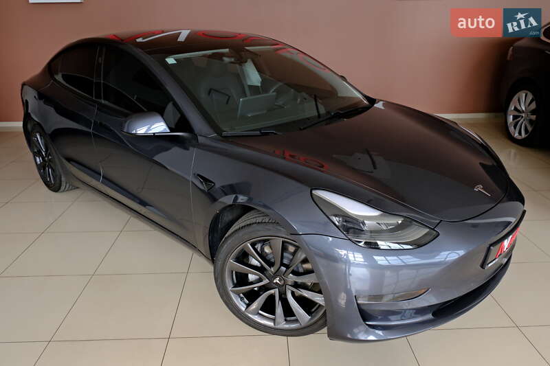 Седан Tesla Model 3 2021 в Одессе