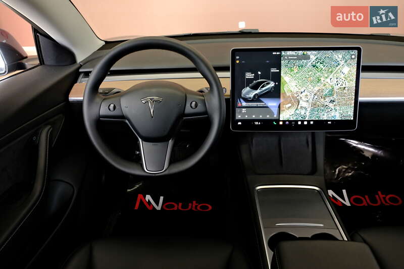 Седан Tesla Model 3 2021 в Одессе