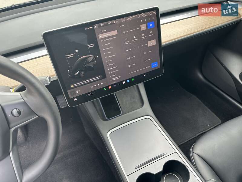 Седан Tesla Model 3 2022 в Запоріжжі