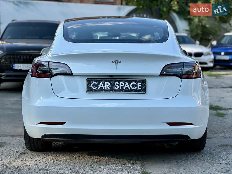 Седан Tesla Model 3 2022 в Одесі фото 11 Седан Tesla Model 3 2022 в Одесі