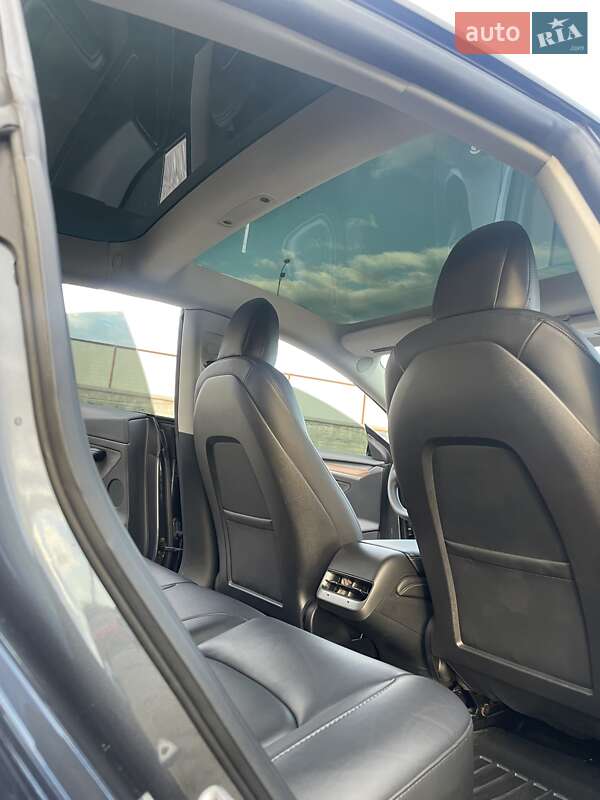 Седан Tesla Model 3 2023 в Виннице фото 40 Седан Tesla Model 3 2023 в Виннице