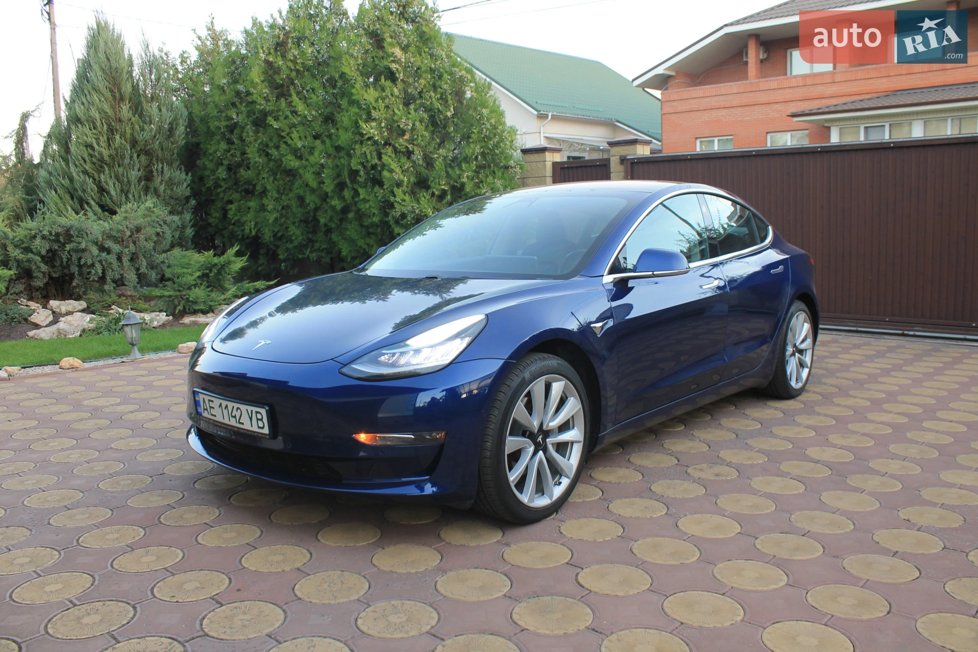 2018 Tesla Model 3 - фото 1