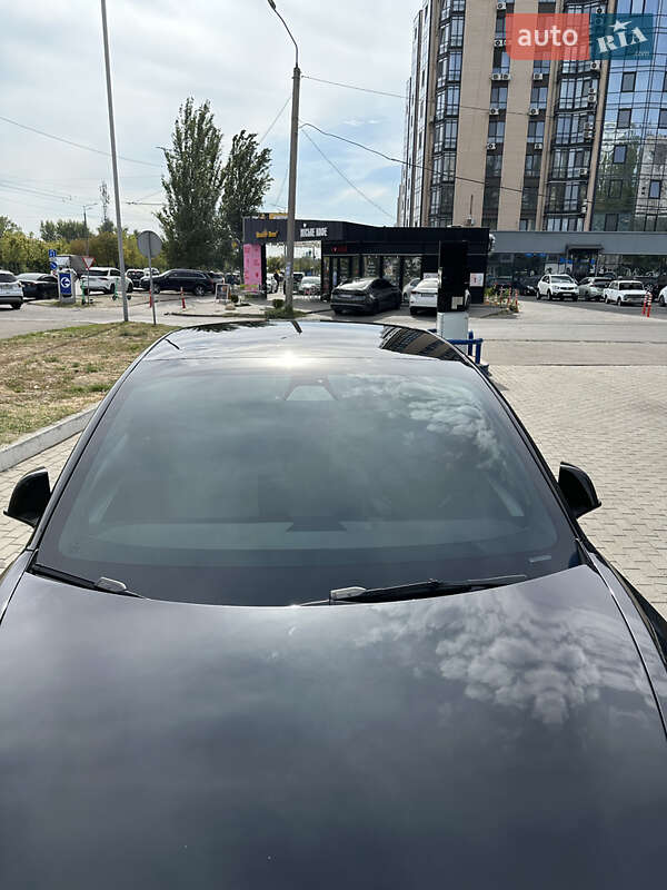 Седан Tesla Model 3 2021 в Одессе
