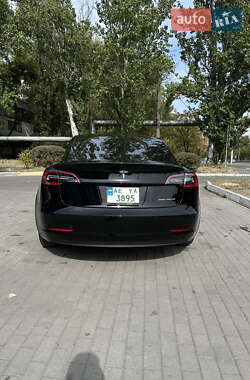 Седан Tesla Model 3 2021 в Одесі