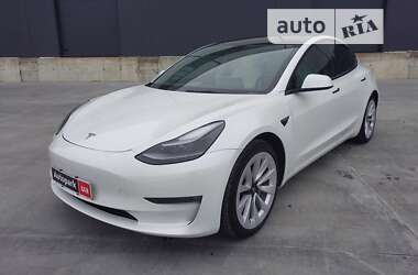 Седан Tesla Model 3 2022 в Львові