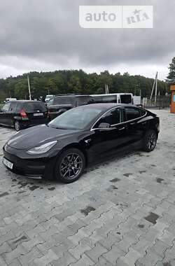 Седан Tesla Model 3 2018 в Бартатовом