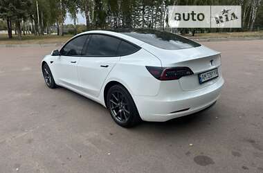 Седан Tesla Model 3 2021 в Житомирі