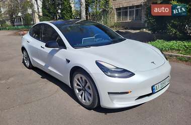 Седан Tesla Model 3 2022 в Полтаве