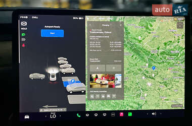 Седан Tesla Model 3 2021 в Киеве