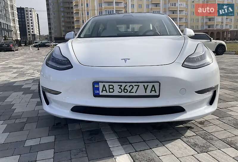 Седан Tesla Model 3 2019 в Білій Церкві