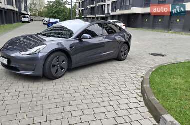 Седан Tesla Model 3 2020 в 
