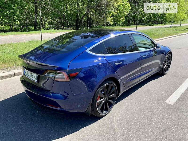 Tesla Model 3 2019