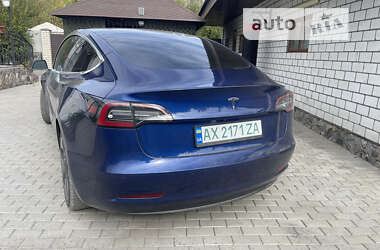 Седан Tesla Model 3 2019 в Мерефа