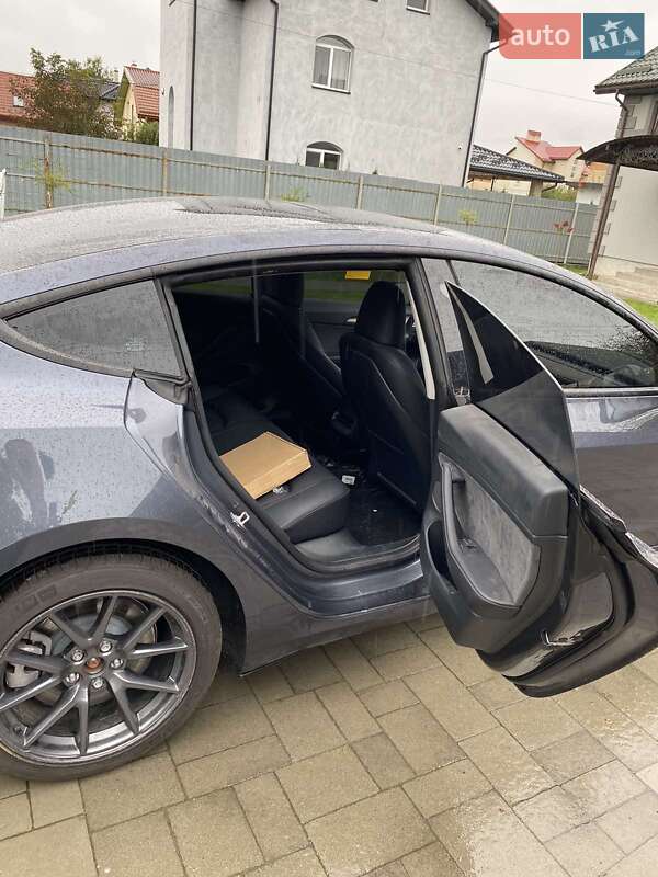 Седан Tesla Model 3 2023 в Киеве фото 9 Седан Tesla Model 3 2023 в Киеве