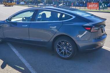 Седан Tesla Model 3 2018 в 