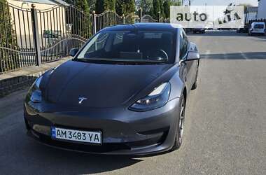 Седан Tesla Model 3 2022 в Житомире