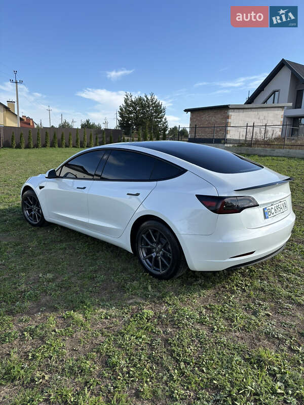 Седан Tesla Model 3 2022 в Львове фото 8 Седан Tesla Model 3 2022 в Львове