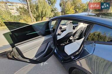 Седан Tesla Model 3 2022 в Кривом Роге
