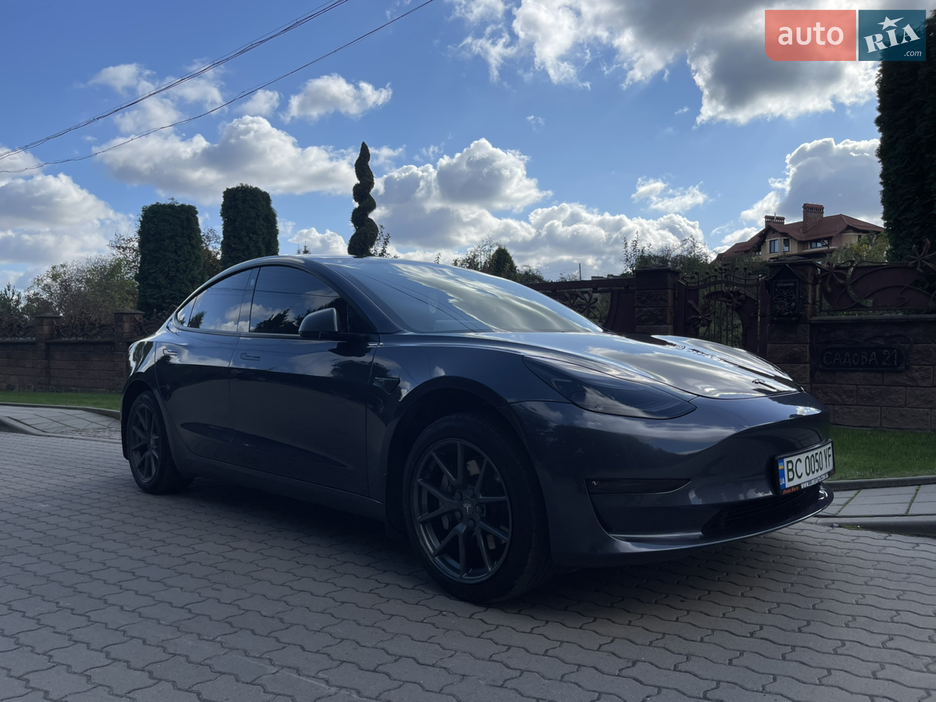 2020 Tesla Model 3 - мініатюра 3